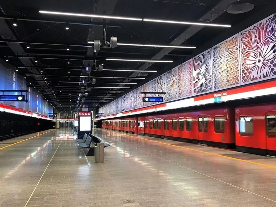 Gdzie w metrze skasować bilet? Przewodnik po stacjach i automatów