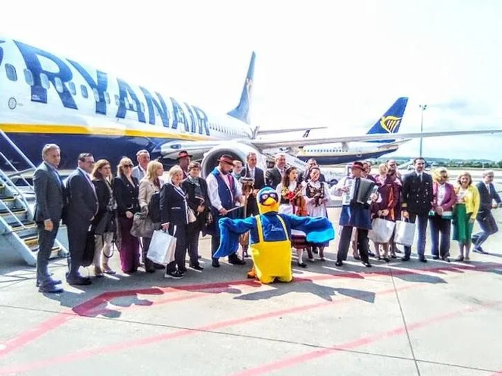 Ile trwa lot z Gdańska do Burgas: czas lotu i praktyczne wskazówki