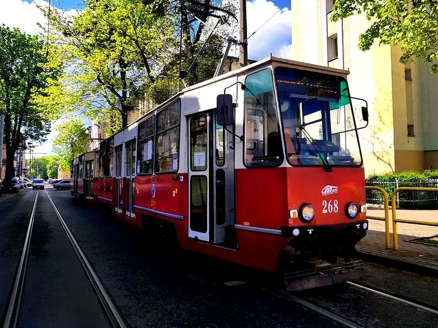 Zmiany w trasach i rozkładzie
